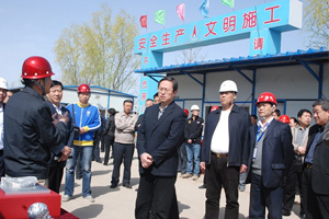 廊坊市委書記趙世洪視察集團公司廊坊精雕數控機床制作基地項目